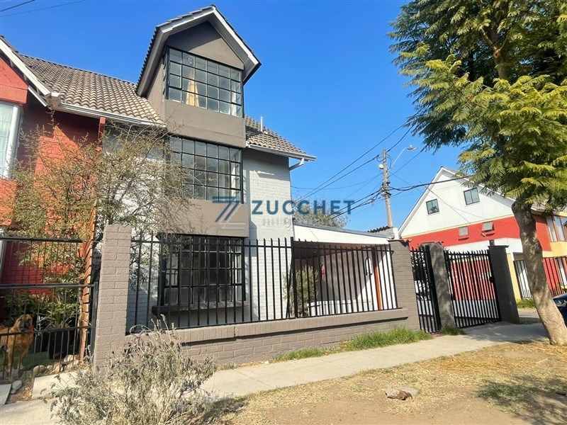 Casa en Maipú en venta, código 5661