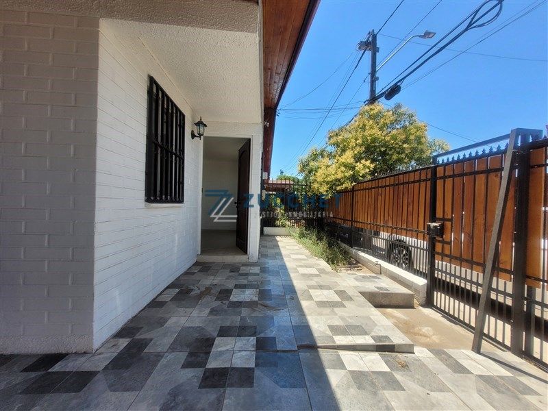Casa en Padre Hurtado en venta, código 5668